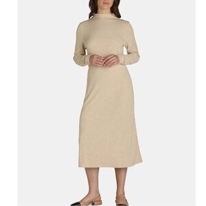 Time and Tru Beige Long Sleeve Dress